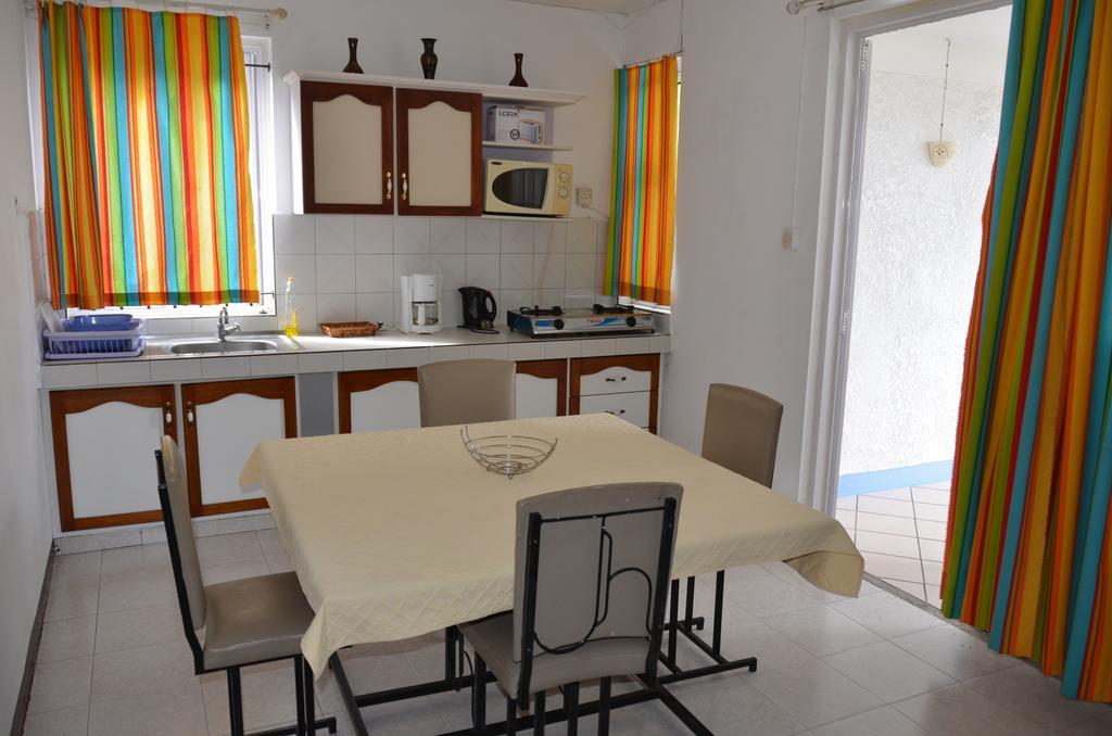 Les Gentilhommieres Guest House Trou aux Biches Esterno foto