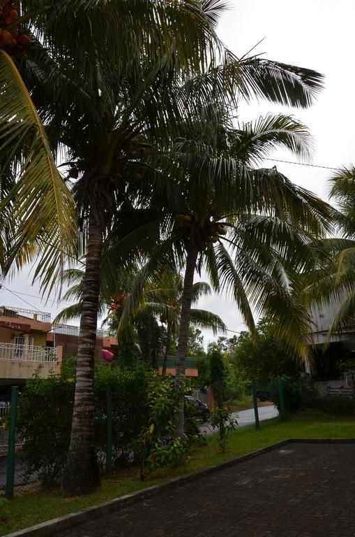Les Gentilhommieres Guest House Trou aux Biches Esterno foto