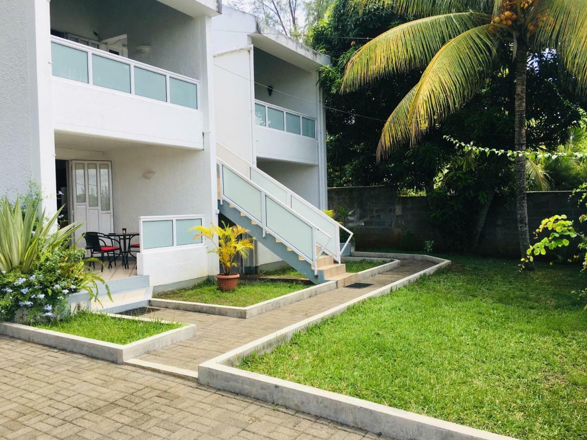 Les Gentilhommieres Guest House Trou aux Biches Esterno foto